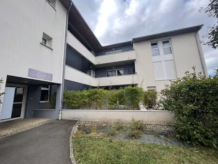 location appartement 2 pièces 40 m² à luc-la-primaube (12450)