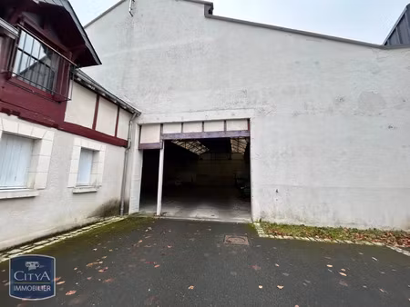 parking à louer 10 m² - châteauroux (36) - 55€