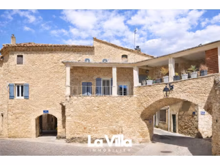 maison chusclan 3 pièce(s) 66 m2