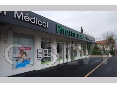 achat local commercial 141m² orange 84100