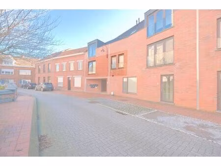 recent app. met 2 slpks  prachtig terras en staanplaats!