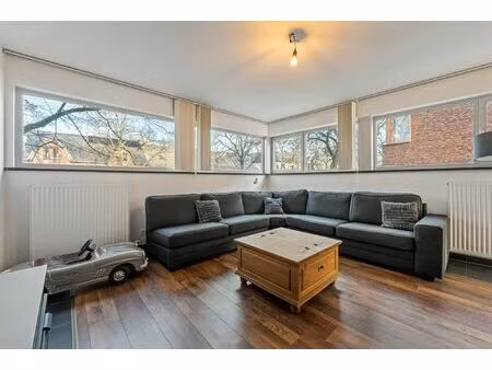 top-appartement met zuidterras van 70m2 (!) aan