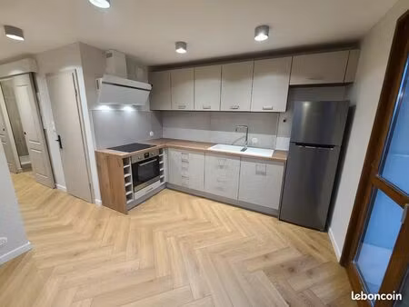 appartement de 50m² avec cave  garage et 2 balcons disponible à partir de mars 2027