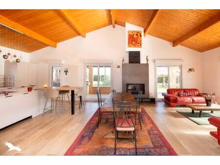 vente maison 6 pièces 162 m² saint-hilaire (31410)