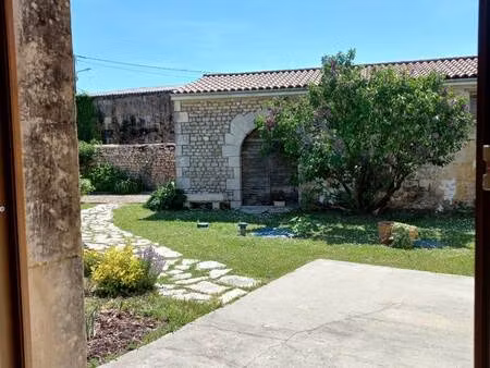 vente maison 7 pièces 175 m² pons (17800)