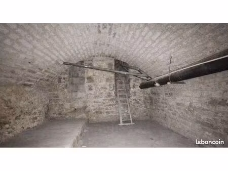 grande cave sécurisée 28 m² avec électricité – tour de la babote / gare saint-roch montpel