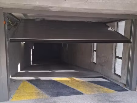 garage/box collonges au mont d or