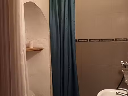 studio meublé libre immédiatement