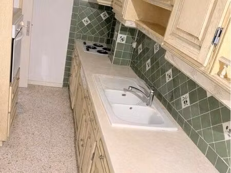 loue appartement traversant de type t3 lumineux