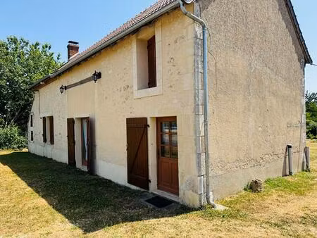 jolie maison ancienne à saint léger le petit