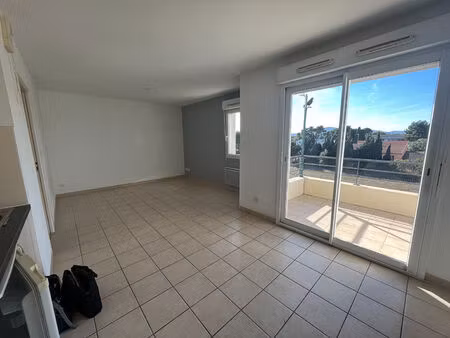 vente appartement 2 pièces  42.65m²  lézignan