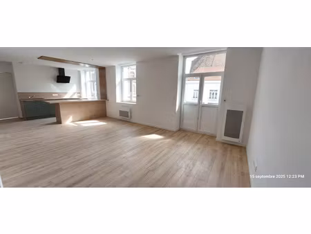 location appartement 3 pièces 83m² cambrai 59400