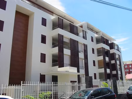 location appartement 2 pièces 43m² ste clotilde 97490