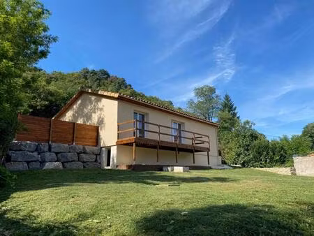 maison de 4 pièces de 68 m² à labégude