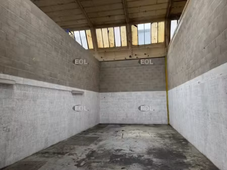 a vendre local de 60 m²