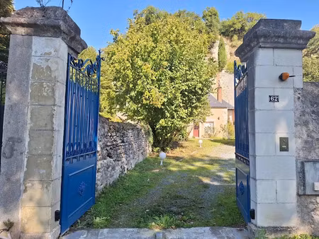 vente maison 5 pièces 134.05 m² à rochecorbon (37210)  330 000 €