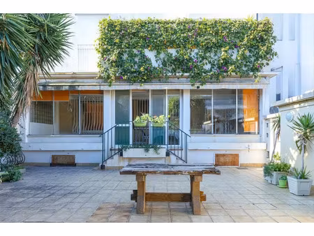 vente appartement 3 pièces 125m2 marseille 8eme (13008) - 650000 € - surface privée
