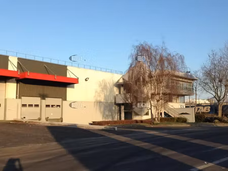 entrepot avec bureaux à louer de 2 954 m² à bonneuil-sur-marne (94)