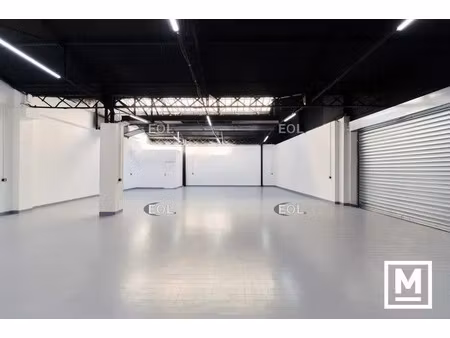 a louer - local d’activité logistique et stockage de 229 m²