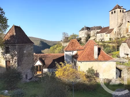 vente maison 6 pièces 193 m² à montvalent (46600)  366 000 €