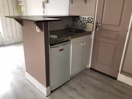 location appartement 2 pièces 31m²