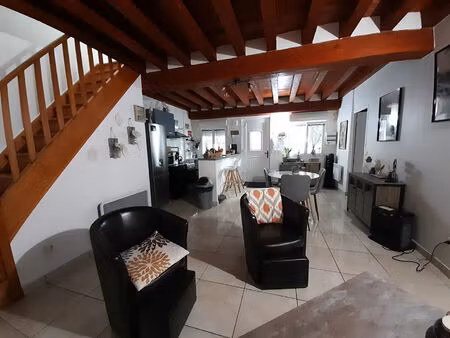 location maison 3 pièces  67.35m²  magny