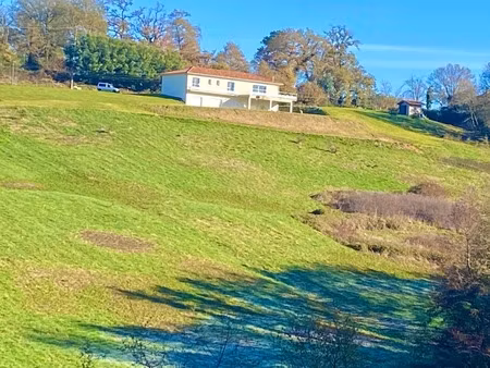 maison contemporaine (rt2012) avec grande terrasse et vue imprenable de 6 pièces proche de