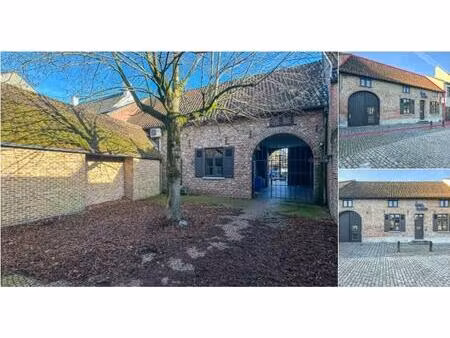 surface commerciale à vendre à markt 28 peer (rbv22937)