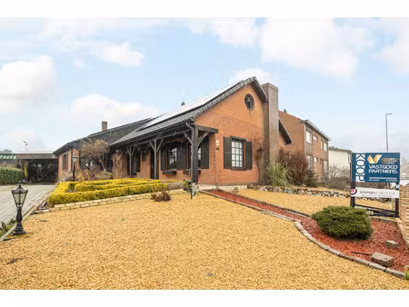 huis te koop in mol met 3 slaapkamers