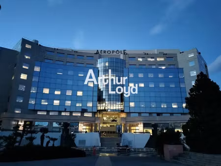 bureaux grand arenas + parking a louer