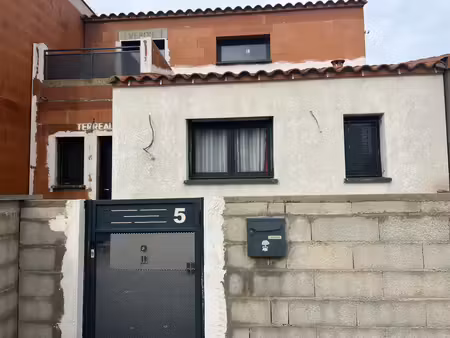 vente maison 3 pièces 82m2 maureillas-las-illas 66480 - 186000 € - surface privée