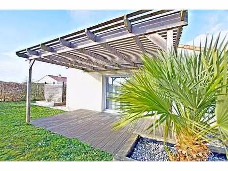 vente maison à sainte-foy (85150) : à vendre / 69m² sainte-foy