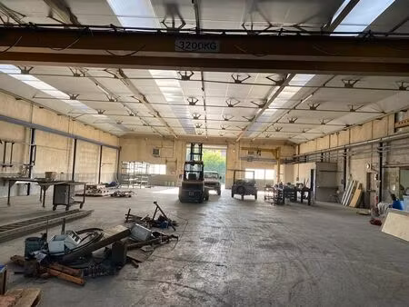 local d'activite à vendre