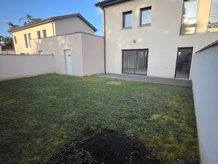 location maison - st genis laval