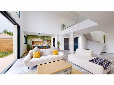 vente maison 5 pièces 150 m² à labastide-saint-sernin (31620)  447 000 €