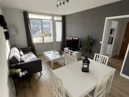 location appartement 2 pièces 43 m² à fontenay-le-fleury (78330)