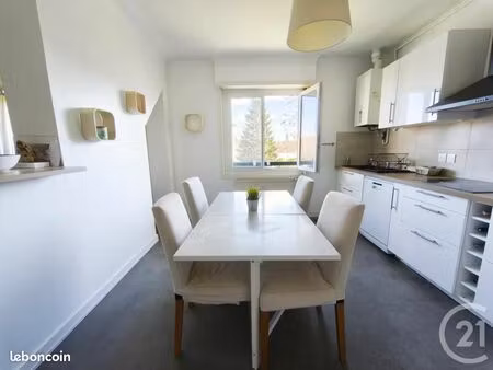 appartement 4 pièces 101 m²