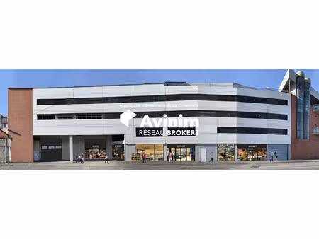 location local commercial