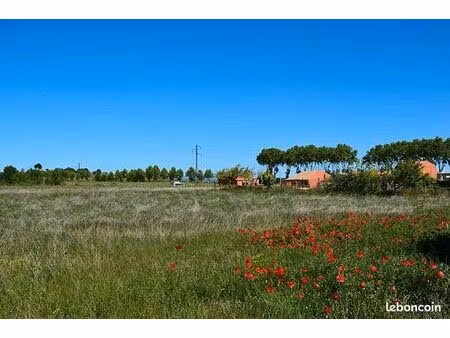 terrain 334 m² maraussan