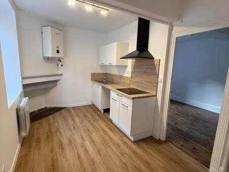 appartement 3 pièces 42 m²