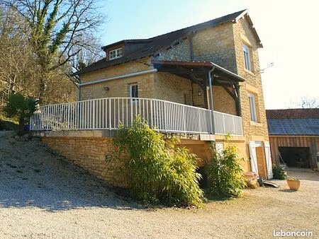 maison 6 pièces 110 m²