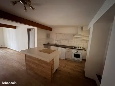 appartement f3 sécurisé   charmant