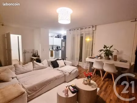 appartement 2 pièces 56 m²