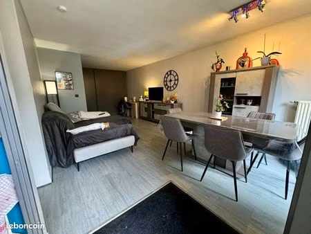 appartement f2 / jardin / garage