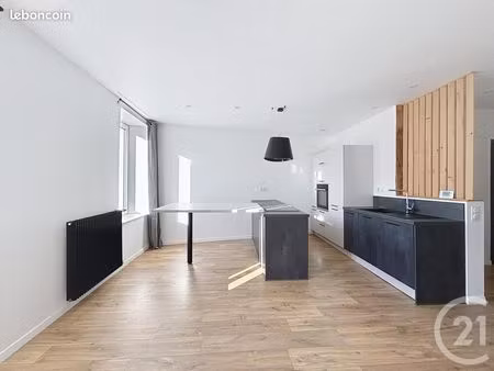 appartement 3 pièces 65 m²