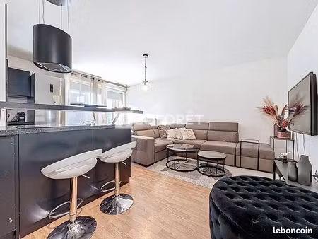 appartement 3 pièces 56 m²