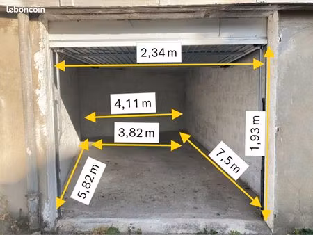parking/box 1 pièce 22 m²
