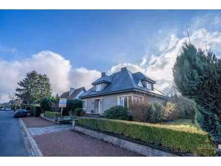 imposante villa à rénover de 420m2 - 3ch (poss. 5ch) + burea