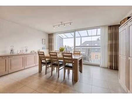 appartement lumineux avec label peb b et terrasse