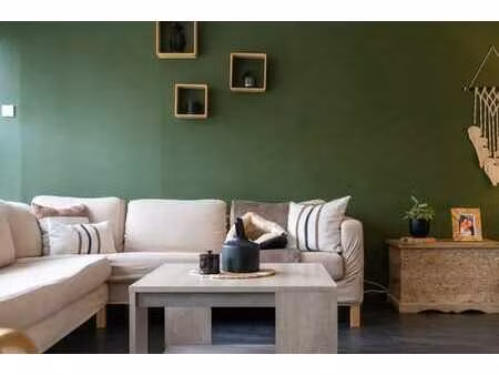 appartement 3 chambres avec garage  cour et terrasse !